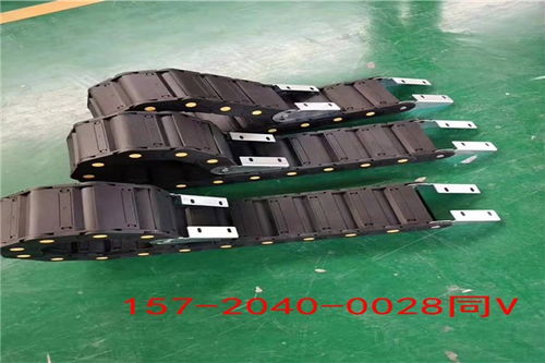 秀嶼現(xiàn)貨塑料拖鏈 規(guī)格多樣，直銷現(xiàn)貨，助力輸送設(shè)備高效運行